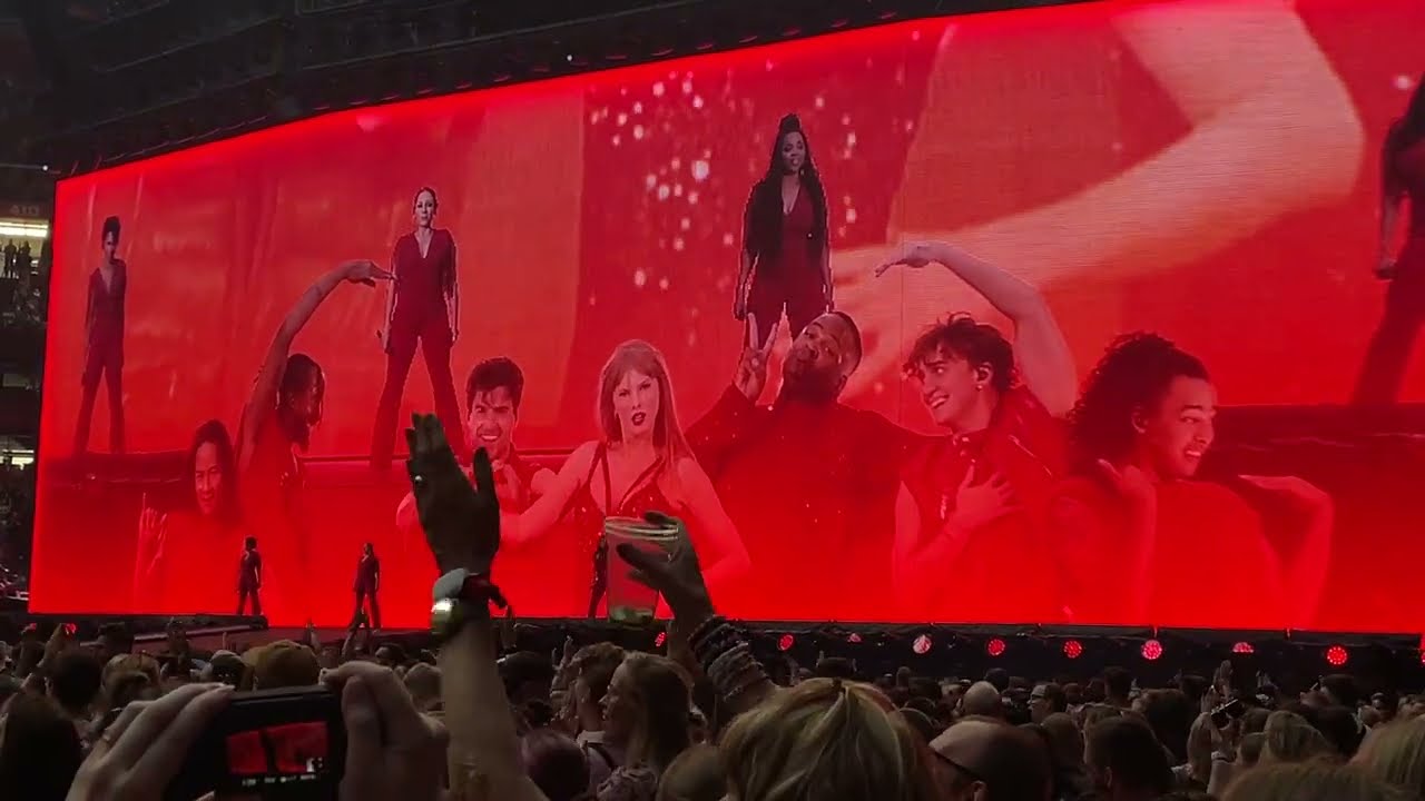 Taylor Swift - We Are Never Ever Getting Back Together @ Johan Cruijff Arena Amsterdam 4/7/2024