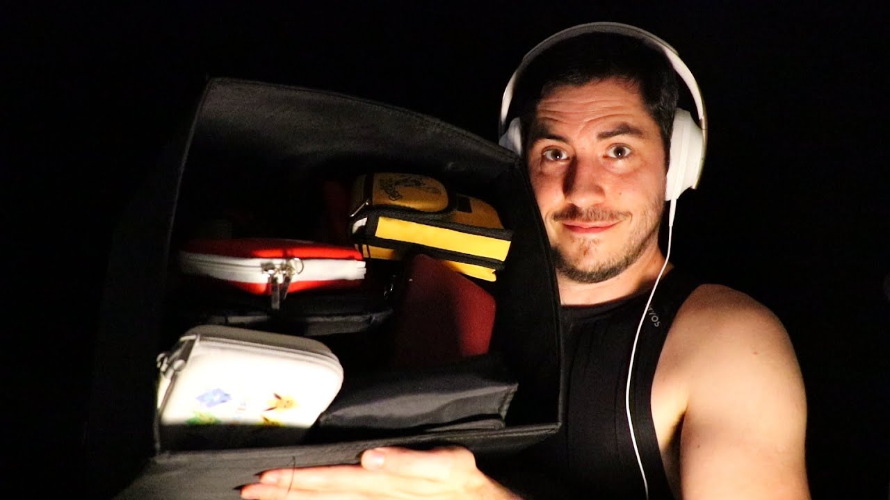 ASMR une boite rempli de consoles portables