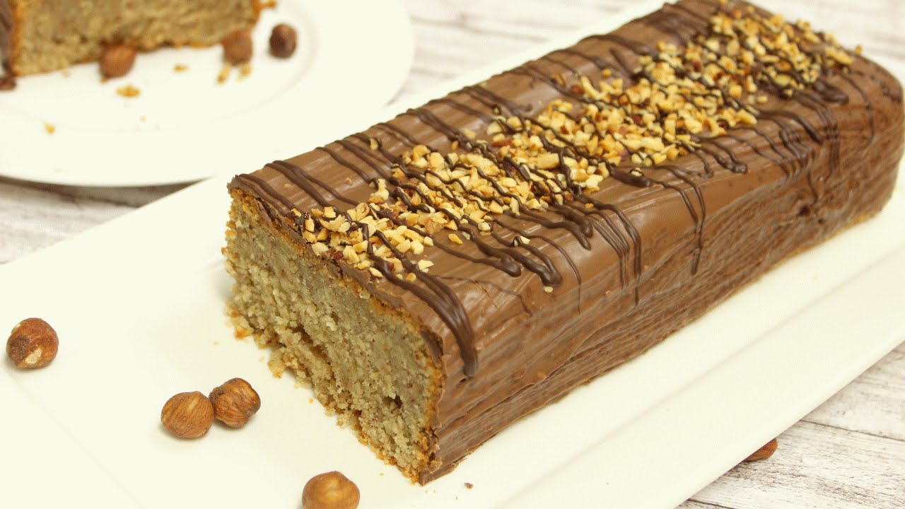 Nusskuchen mit Schoko-Glasur / Haselnusskuchen
