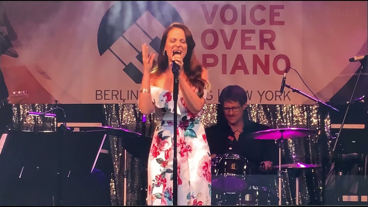 Purple Rain Voice Over Piano Sara Dähn Thomas Blaeschke & Band Summer Open Air
