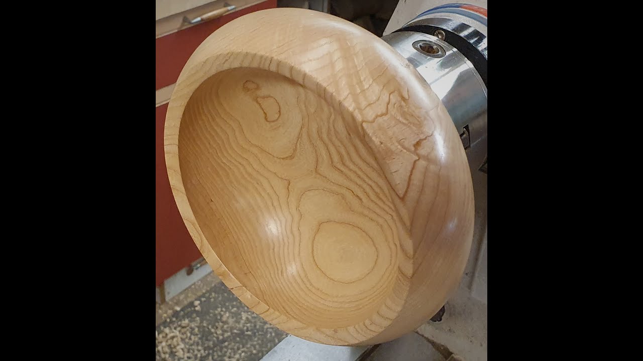 Woodturning - The Ash Bowl