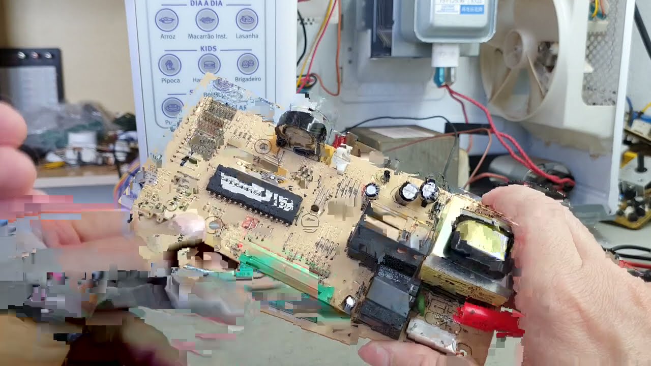 POT&Ecirc;NCIA DO MICROONDAS (como funciona)