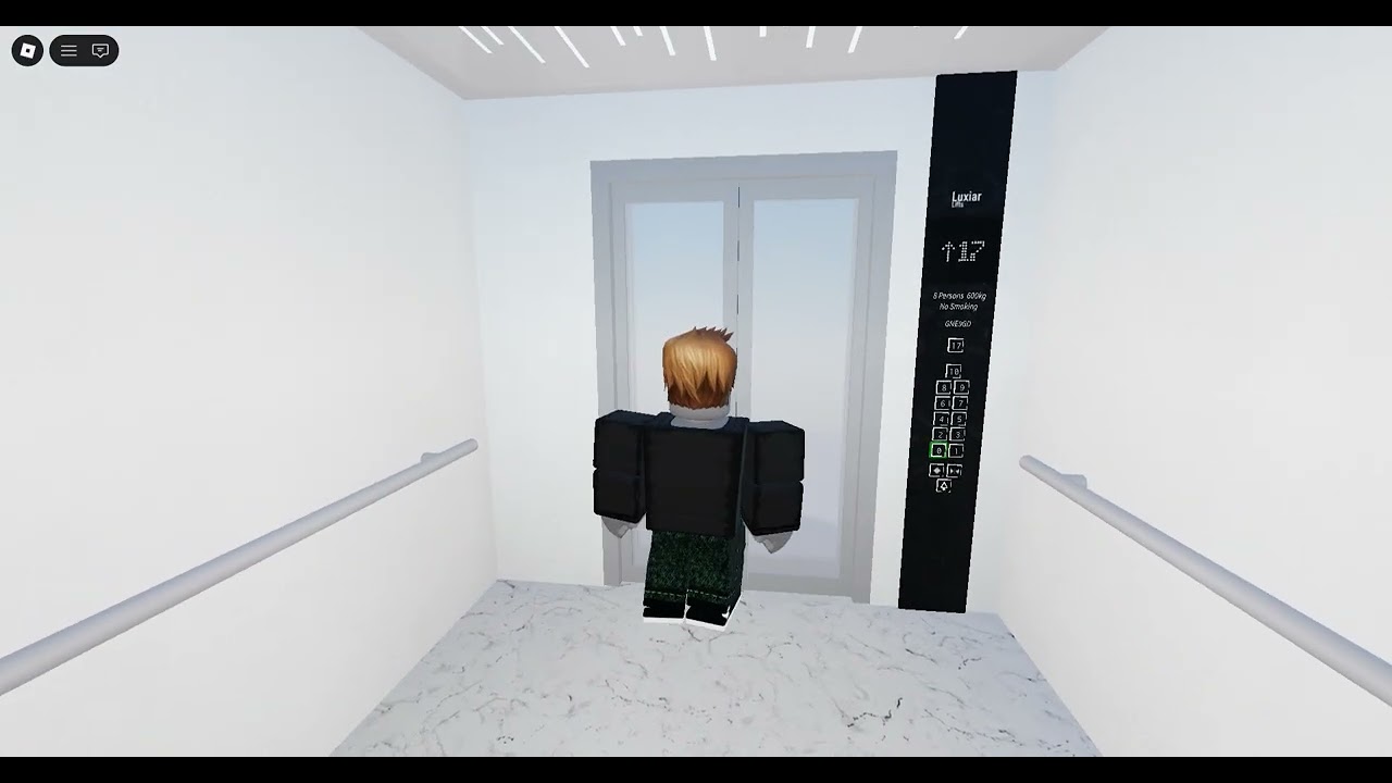 Luxiar lifts trong vào game Roblox