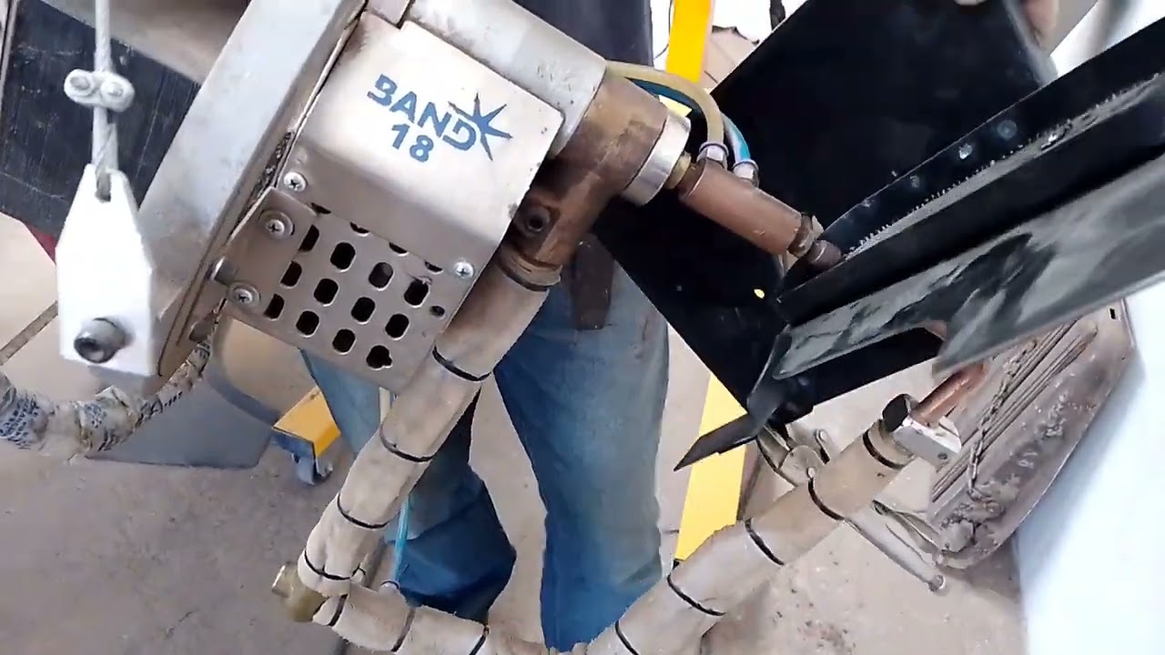 fabricação de peças . + troca de assoalho e caixa de ar Saveiro, Paraná .