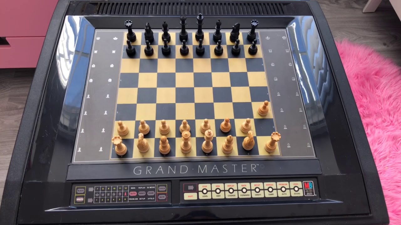 Electronic Grand Master Milton Bradley 1982