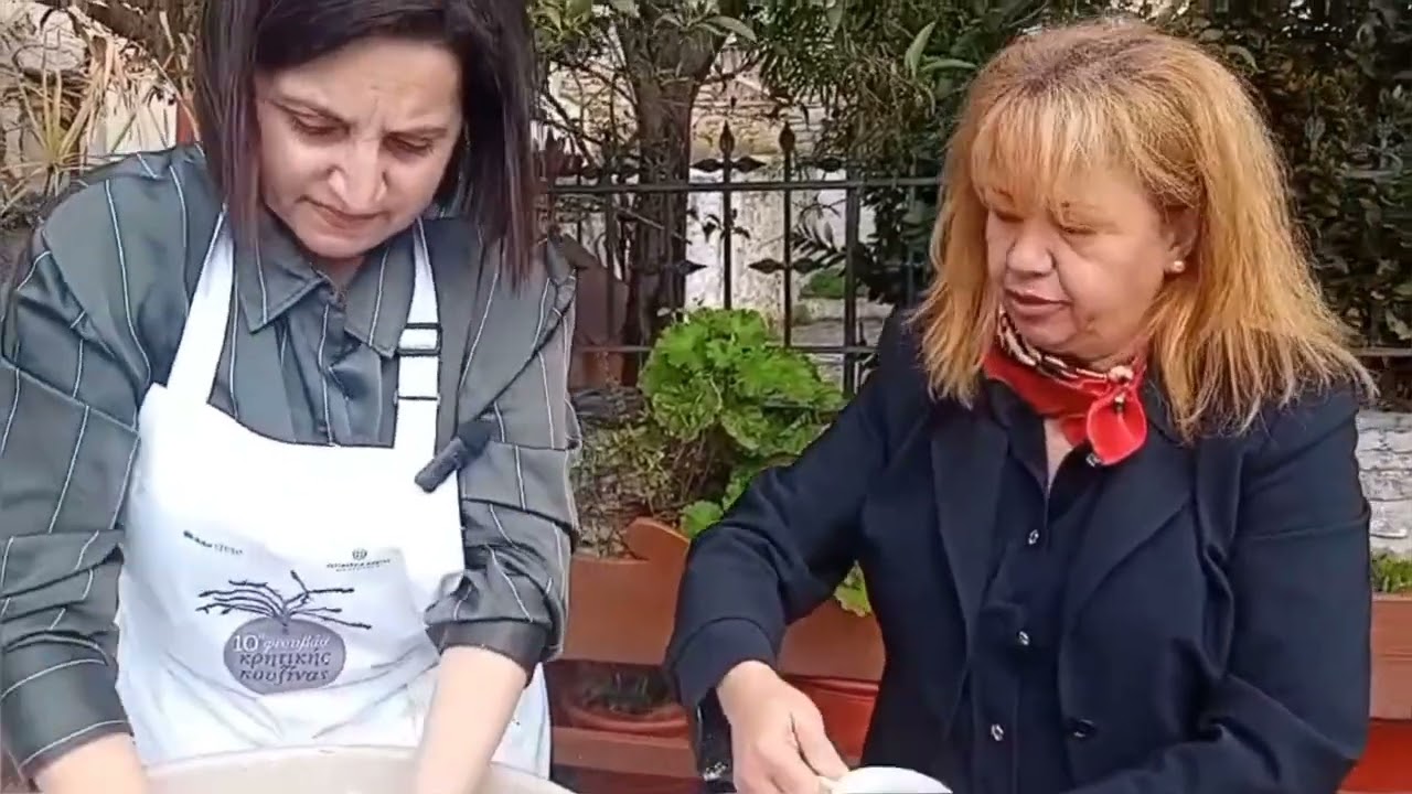 Στην Ιερά Μονη Προδρόμου Καλλέργη στο Καστέλι εφταζυμο από το φεστιβάλ κρητικής κουζινας