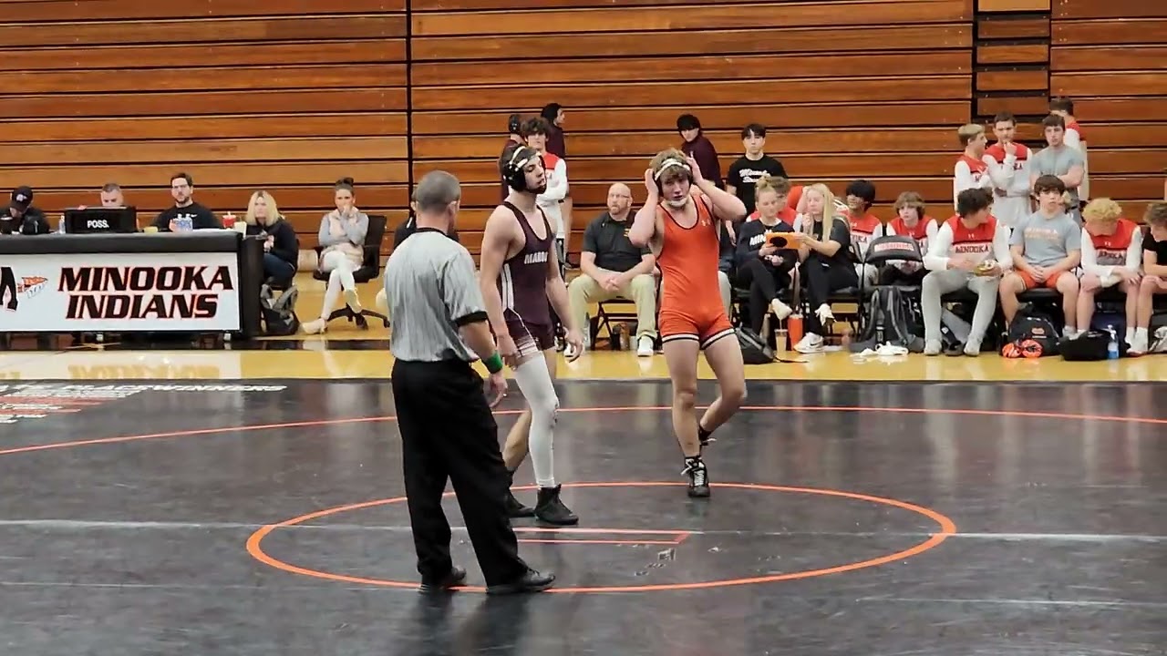 Minooka vs Belleville 150lbs 11-25-23