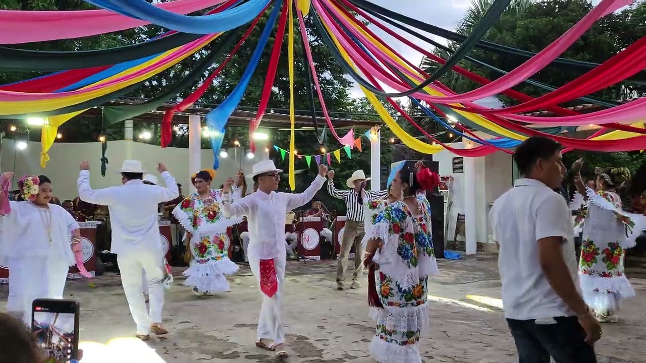 Orquesta Miguel Colli-jarana Stephany Martinez. Pencuyut yucatan [fiesta de 3 años mía sofia]