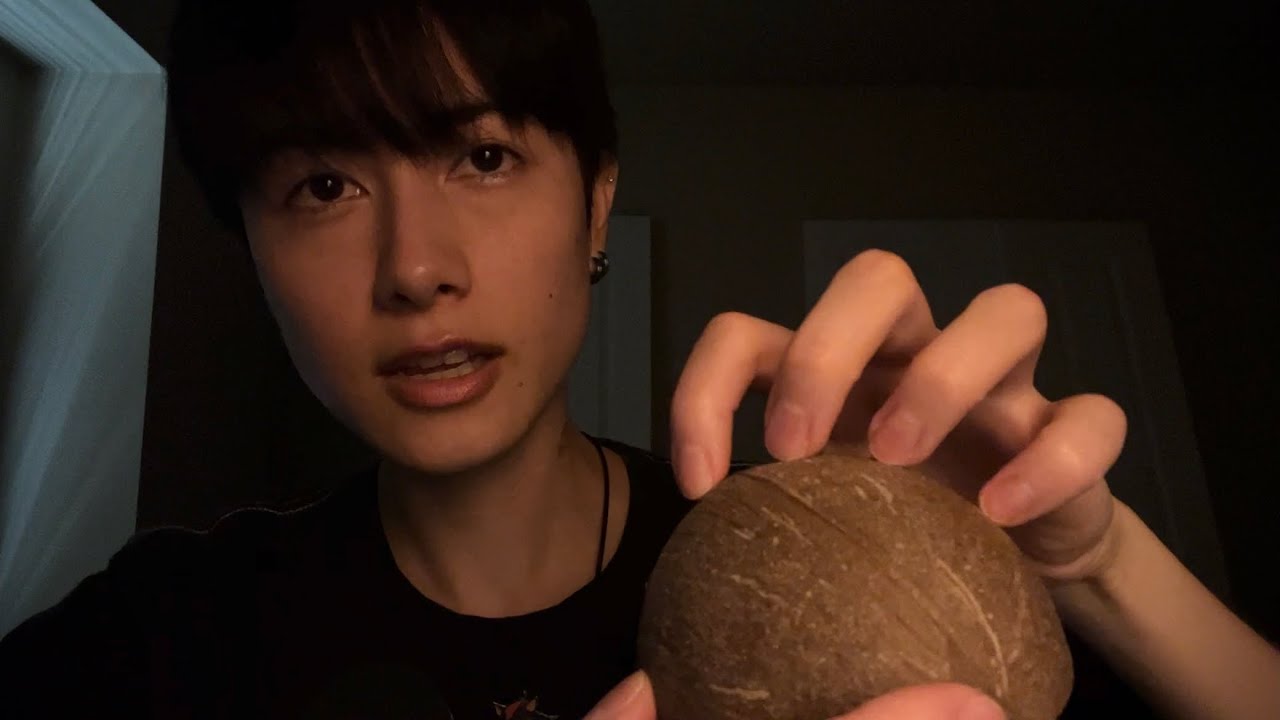 Shhhh... Be very patient... | Anticipatory ASMR (Tapping, scratching, visuals)
