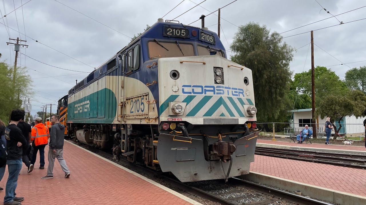 5704 and 2105 to at Perris (National Train Day/ 500 Sub Special)