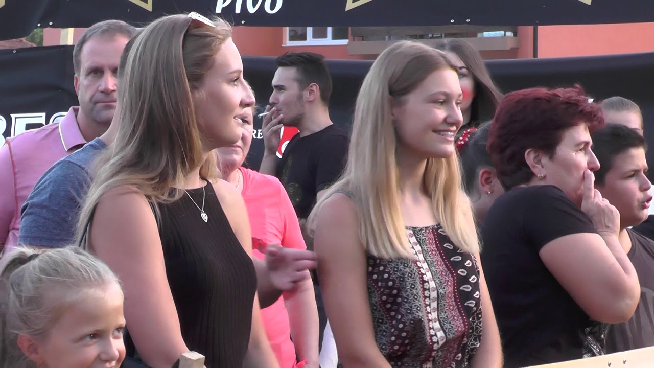 PREDSTAVA SJAJNI MOMCI U SAPNI
