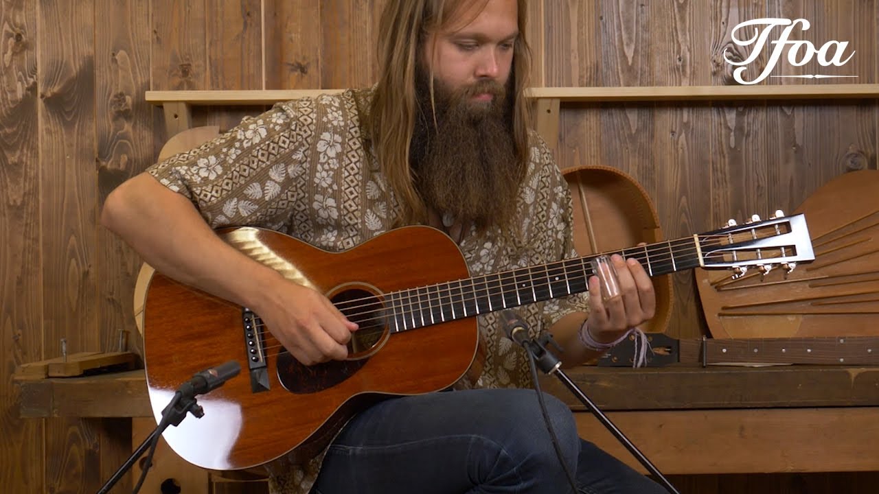 Collings 001MH All Mahogany played by Leif de Leeuw | Demo @ The Fellowship of Acoustics