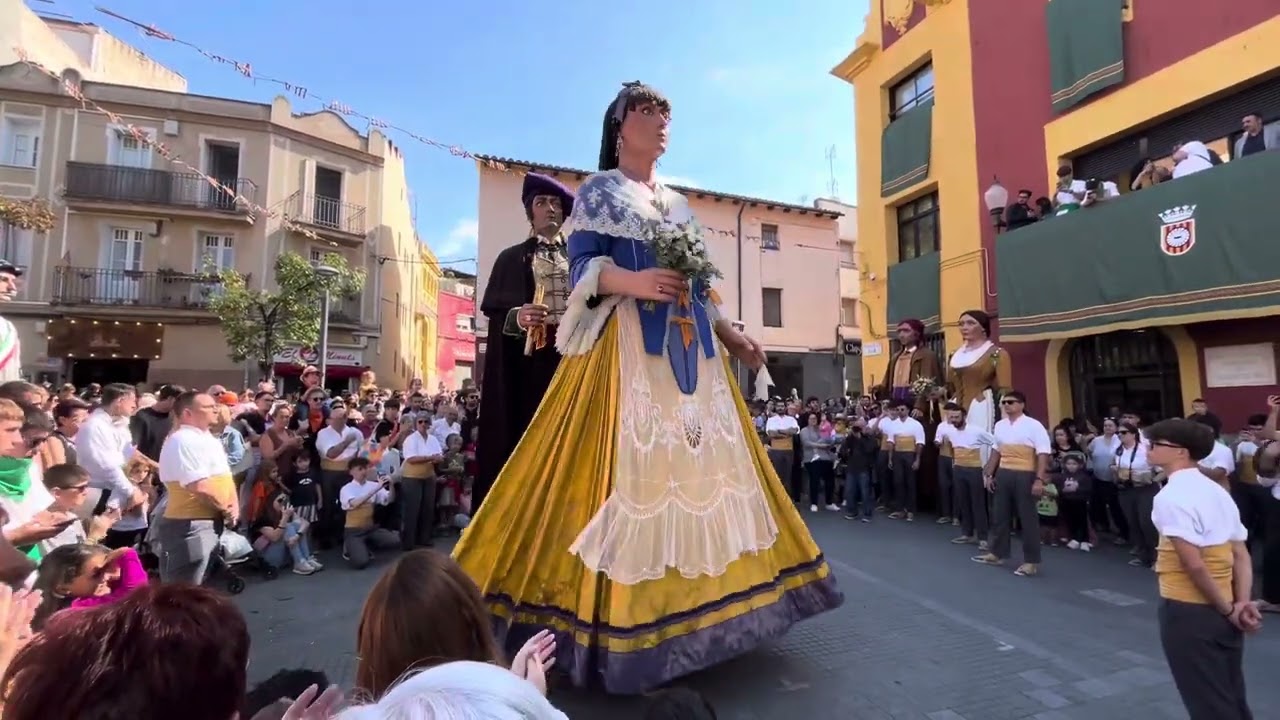 Pasdoble del Bernat i la Candelera - Gegants Nous de Molins de Rei - Rebuda dels Convidats 2025