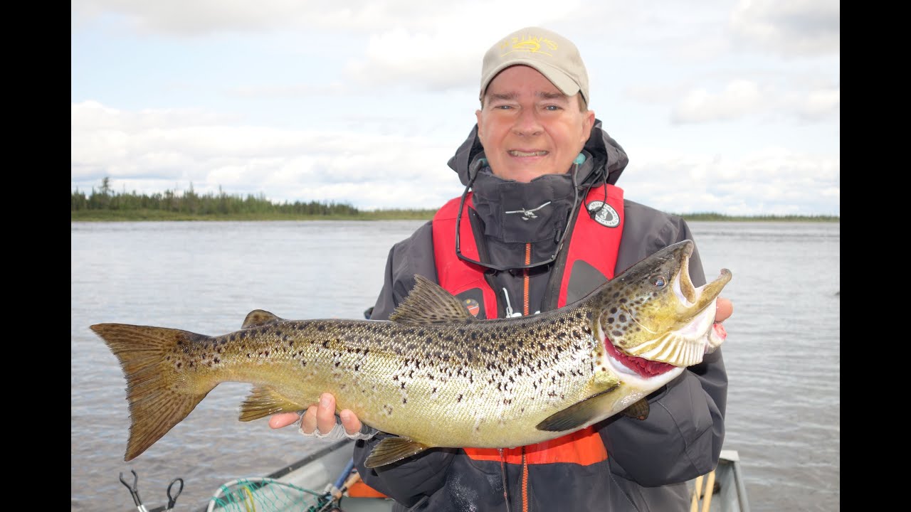 PASSION PLEIN AIR,  LA FAMEUSE RIVIÈRE CANIAPISCAU  AU CLUB CHAMBEAUX