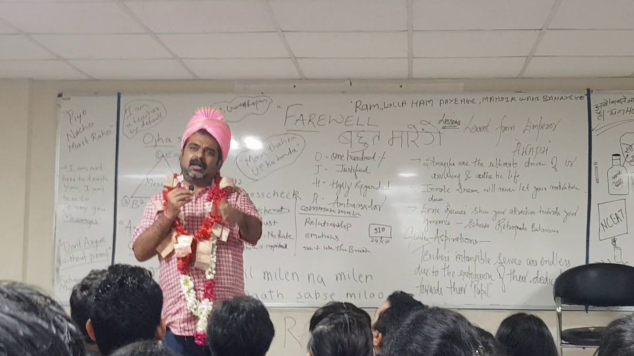 Vajiram & Ravi, ojha sir, B23-2017-18 Farewell.