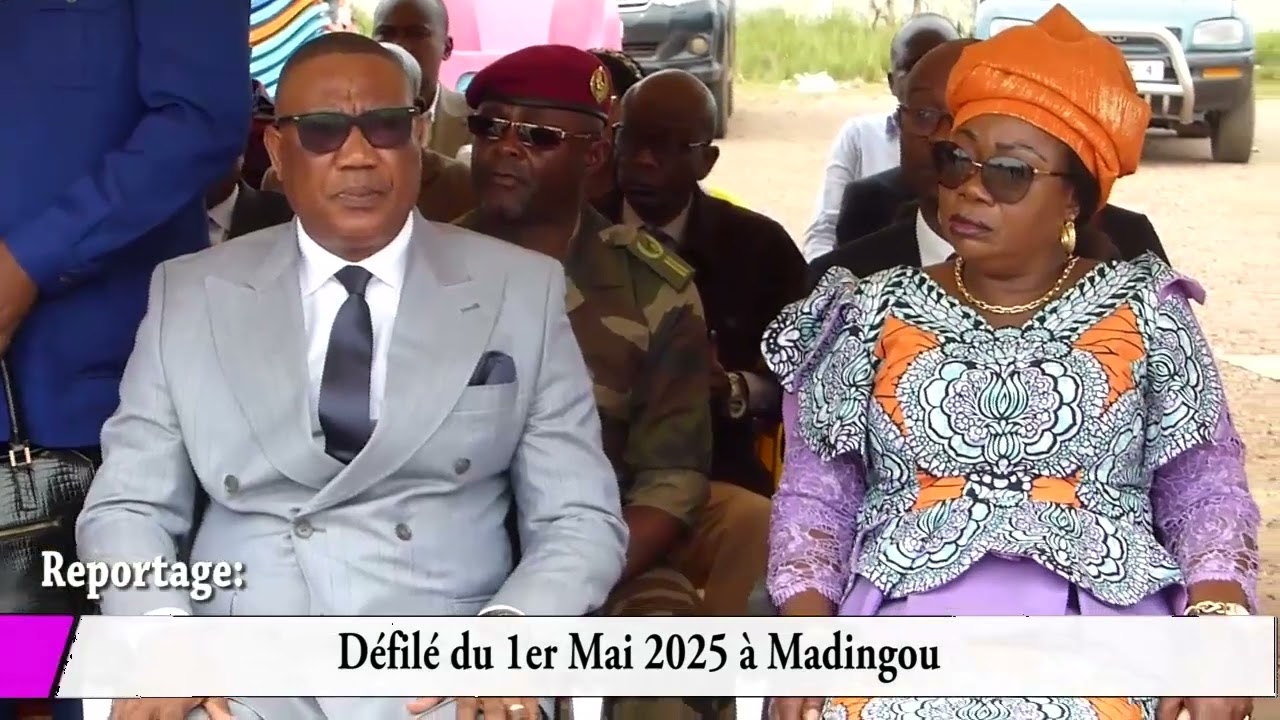 Défilé du 1er Mai à Madingou ok