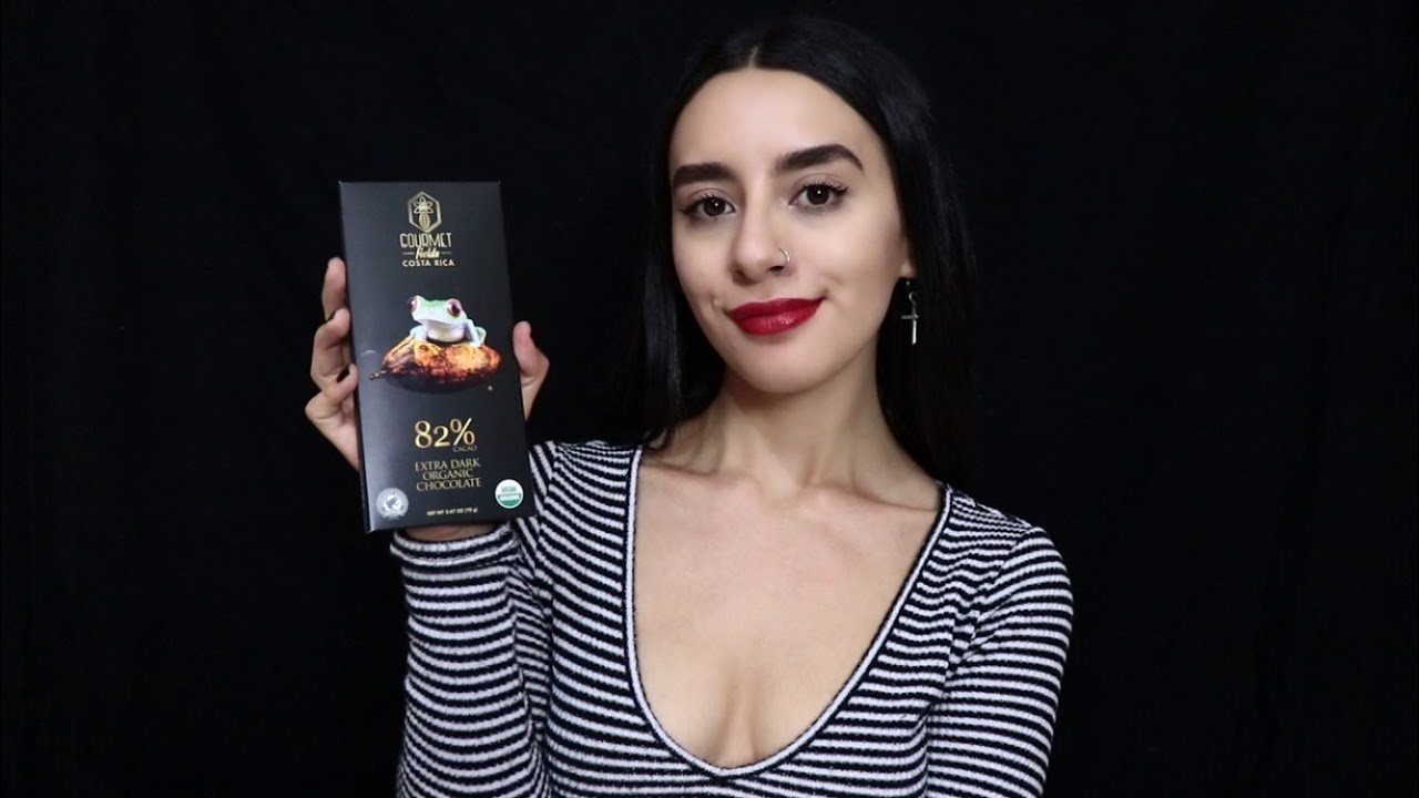 ASMR - COMIENDO CHOCOLATE