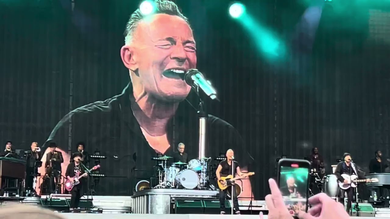 Bruce Springsteen - Trapped (Live @ Ullevi, Gothenburg, Sweden, 2023)