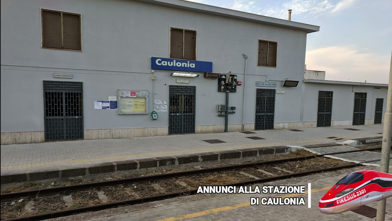 Annunci alla stazione di Caulonia