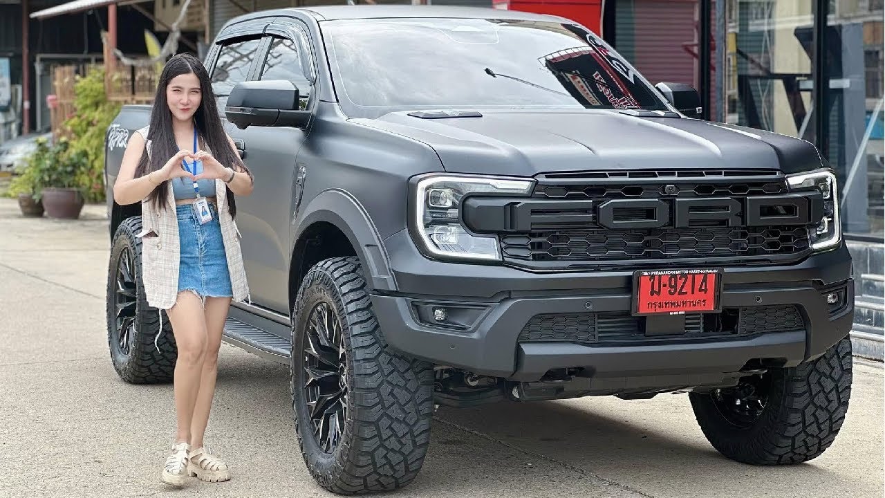 Look at The Ford Ranger Wildtrak 4x4 Matte Black Wrap Raptor Style Modification Thailand Review