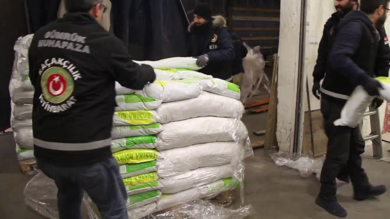 KAPIKULE'DE 2 TON ESRAR ELE GEÇİRİLDİ