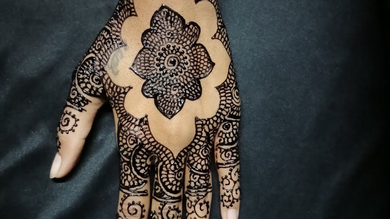 Simple mehndi designs 