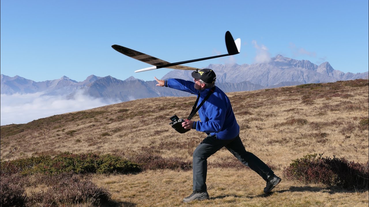 FREYA F3F Thermalling in the Swiss Alps