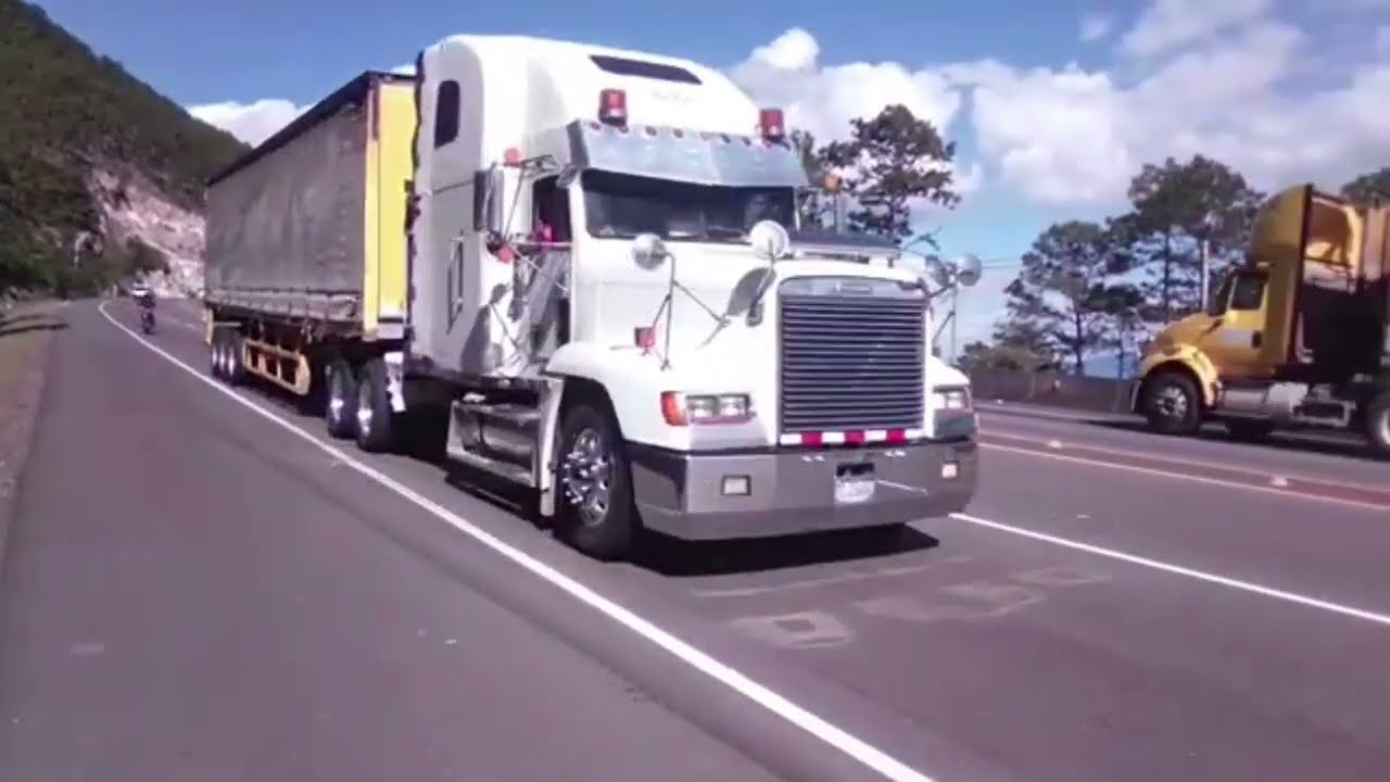 Las mejores máquinas de Honduras #carretera #viral #trailer
