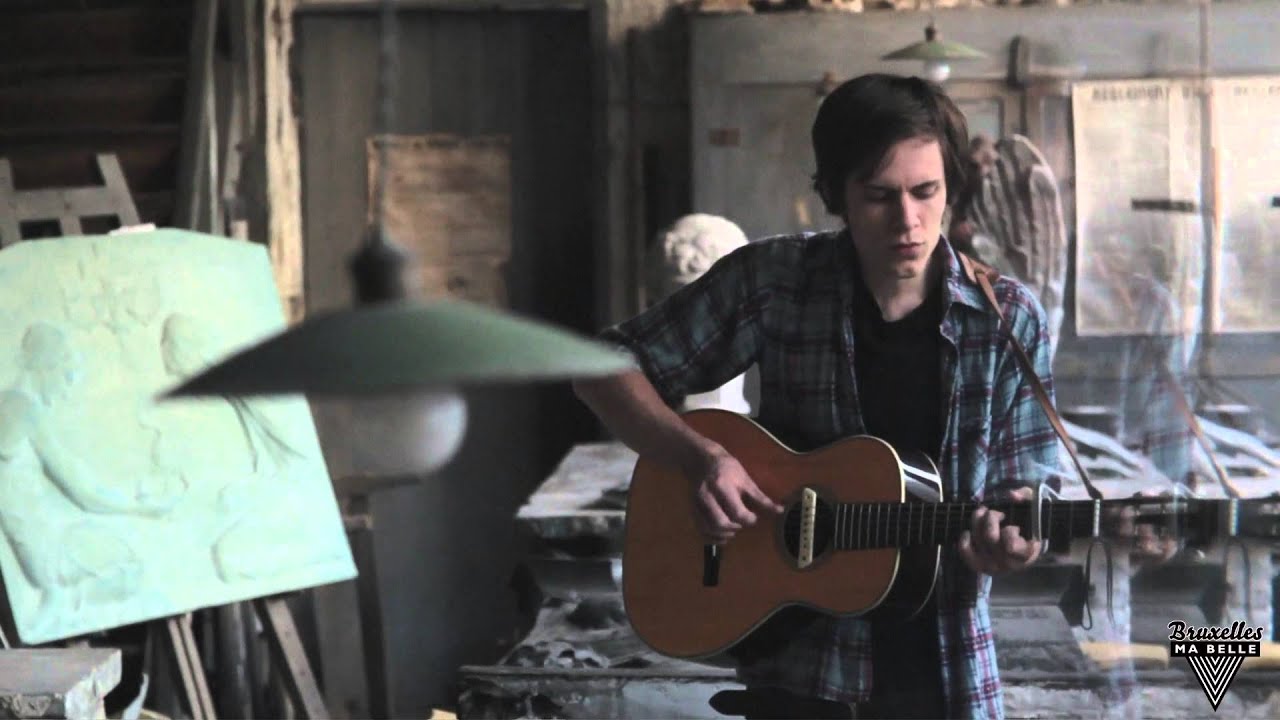 The Bony King of Nowhere- Rain falls down on mirwart - Acoustic video by 