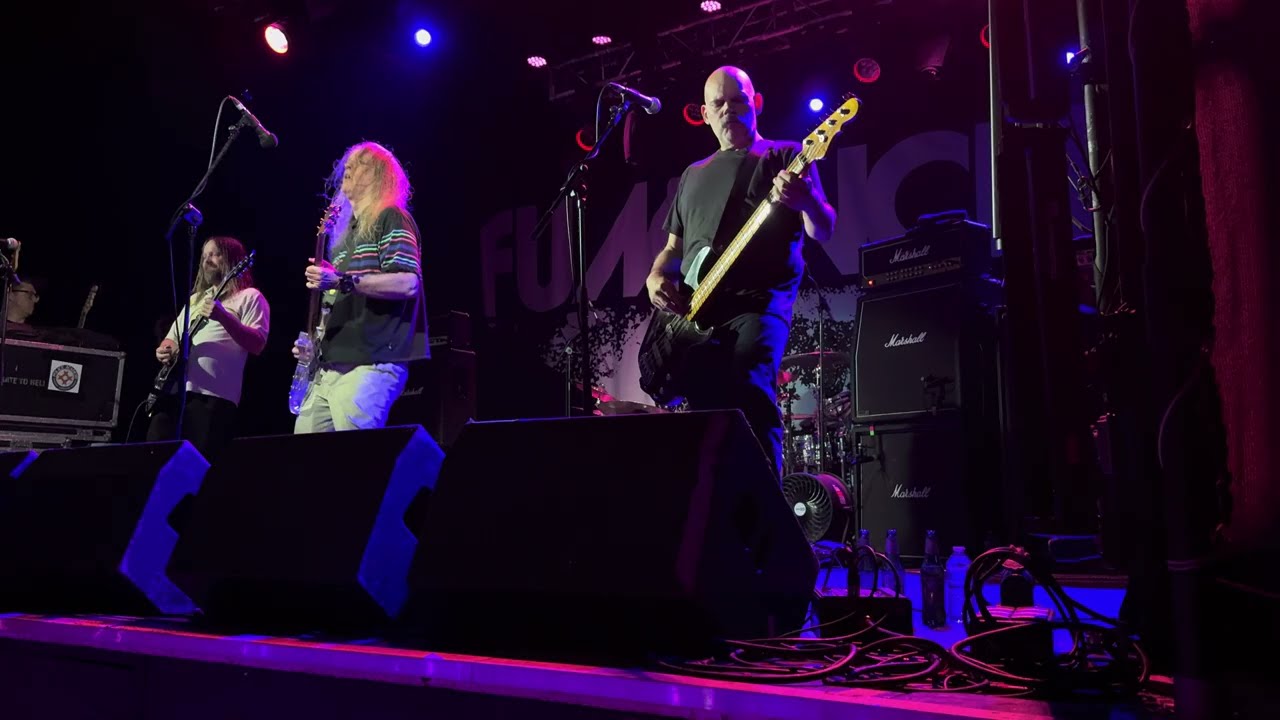 Fu Manchu - Boogie van (Electric ballroom, London 2024)