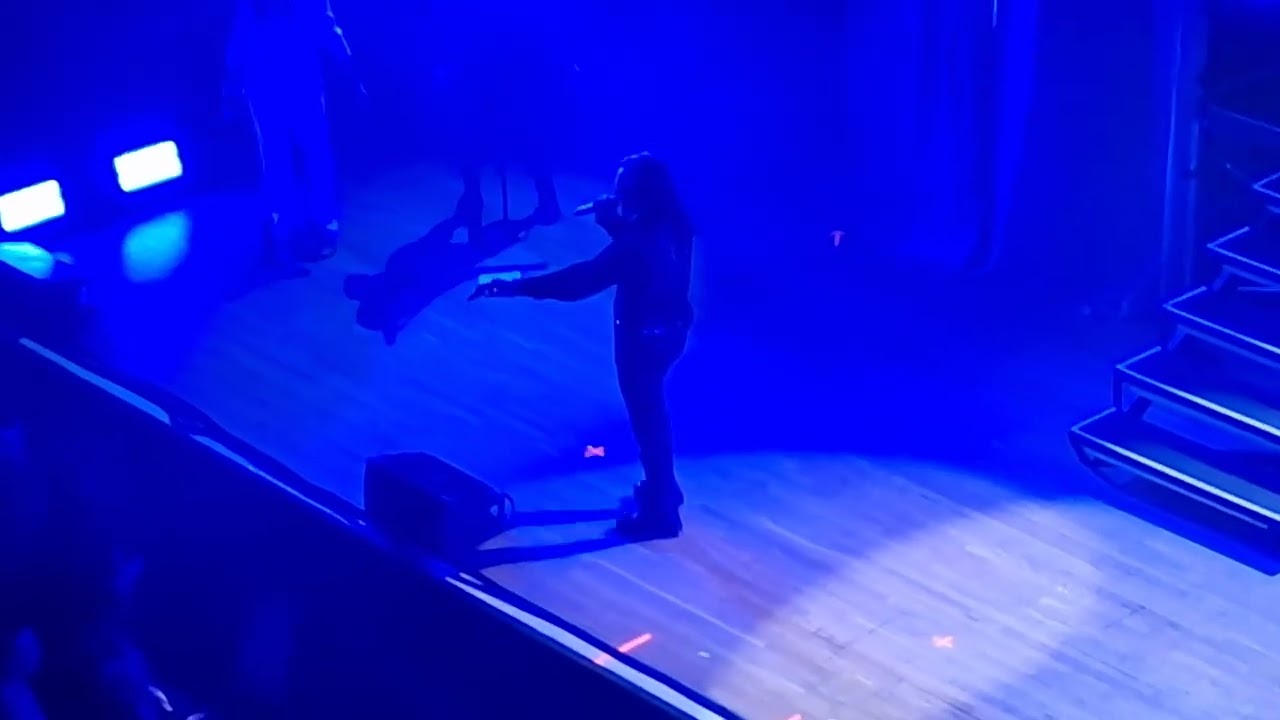 To the moon and back. Darren Hayes, Sheffield 8th 2023 ❤️❤️❤️