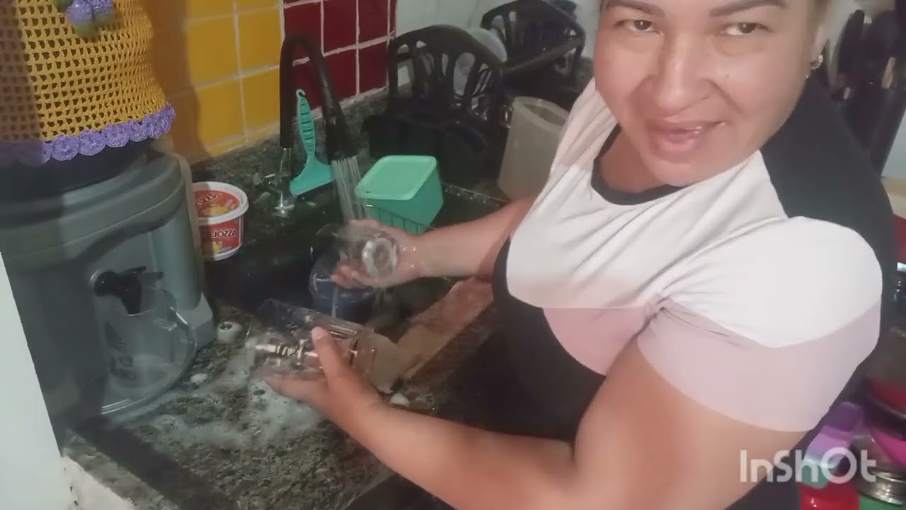Lavei louça e fiz salada 🥗😋