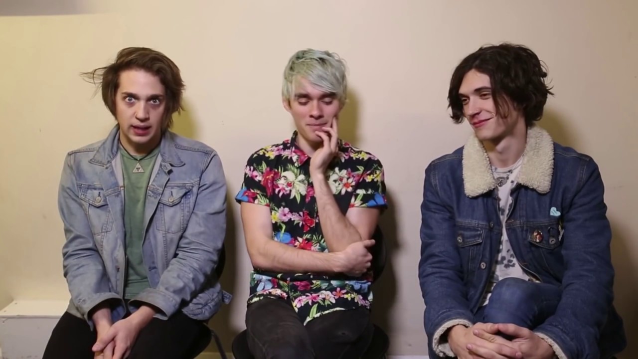 GEOFF BEING SMOL | HIS EYE THING