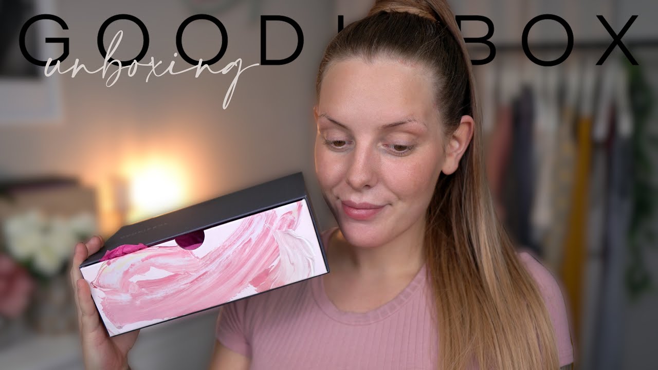 GOODIEBOX JULY 2021 UNBOXING | GOODIEBOX UNBOXING AND REVIEW 2021 | Josephine Svan
