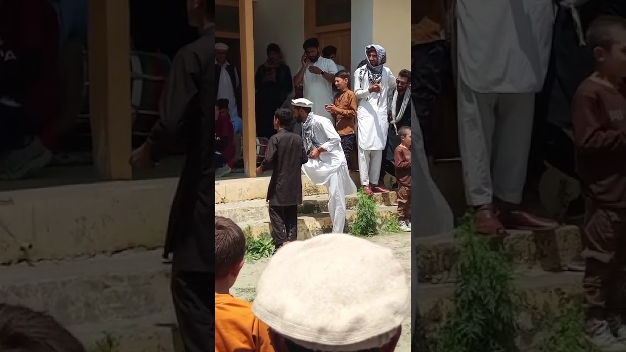 Beautiful Chitrali Traditional Dance ❤️ Shun Dhon Husho Aloyne