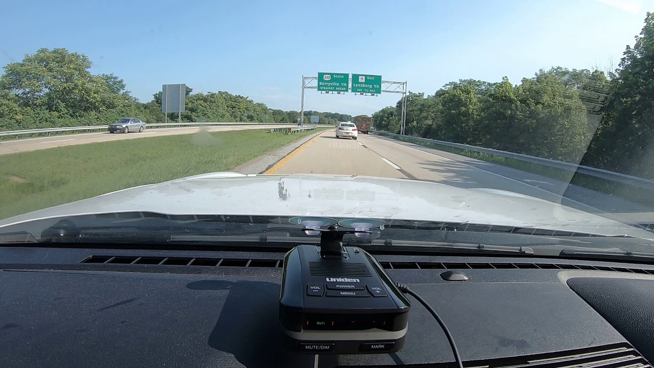 SECOND ENCOUNTER: Uniden DFR9 & Uniden DFR8 vs 33.8 Ghz Ka Police Radar