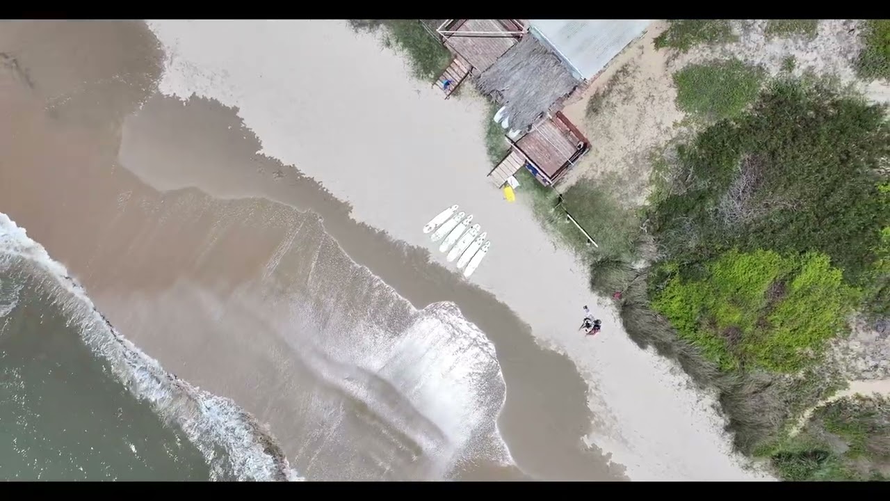Porque todos se enamoran de Punta del Diablo ? Drone 4K Parte 2 