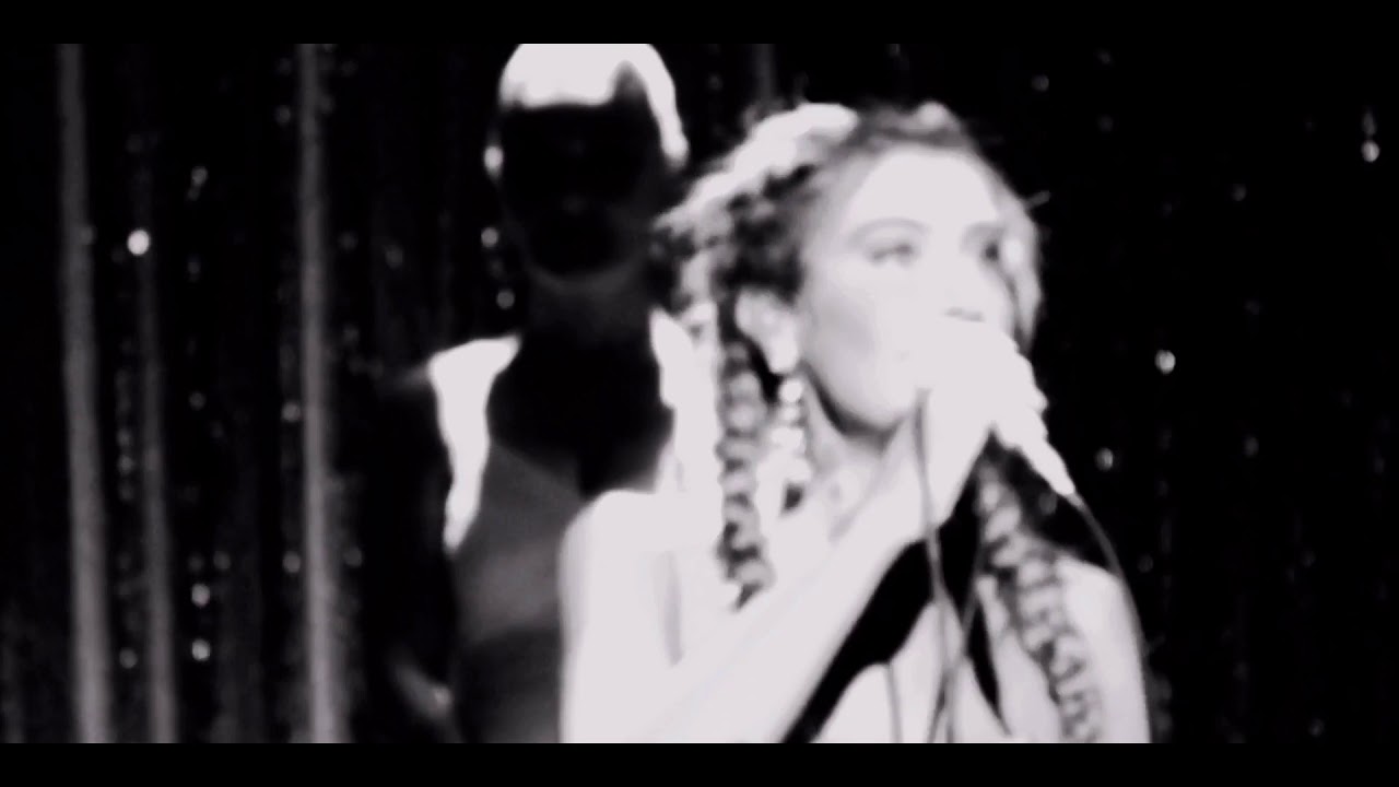 Sıla - Kaybolan Yıllar (Sezen Aksu)