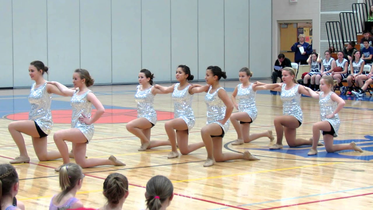Dodgeland Middle/High school girls Kick Line routine