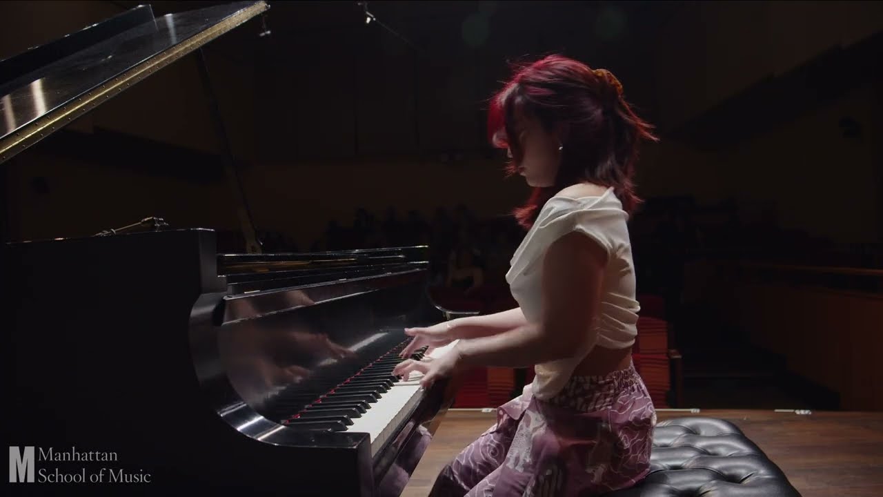 Levi Gunardi - The Dancer (performed by Sally Yapto)