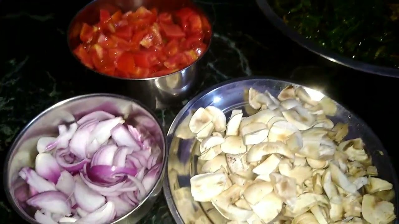 Aaj holika Dahan Hue sabko Holi ki shubhkamnaen 🥰😋