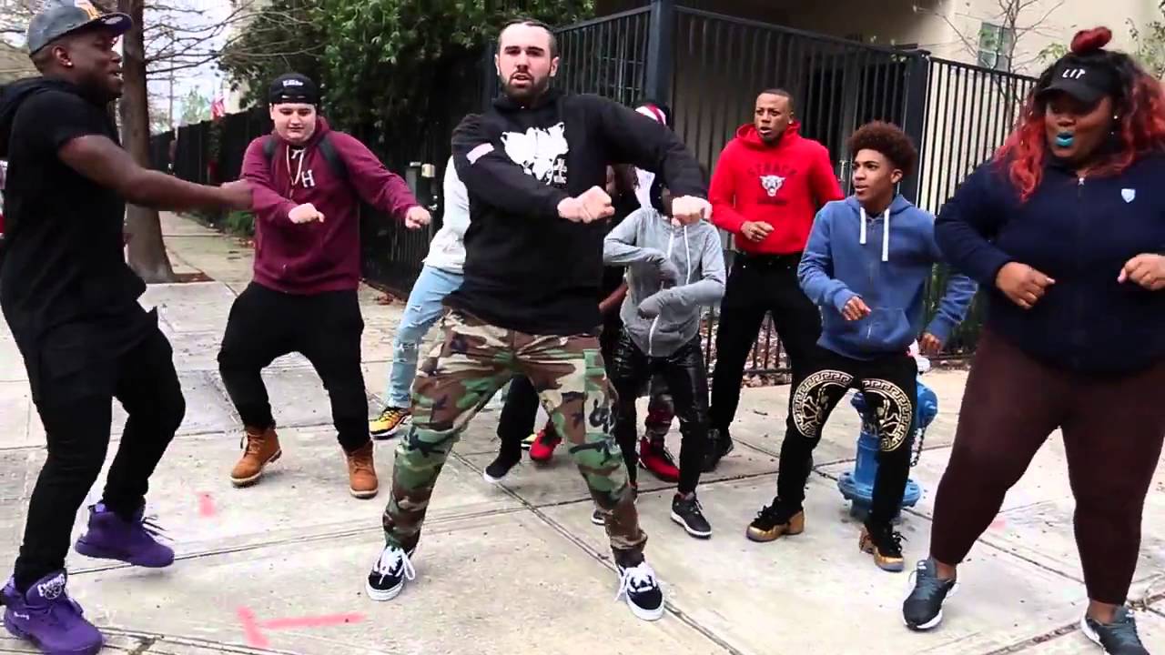 T-Wayne - Swing My Arms Challenge