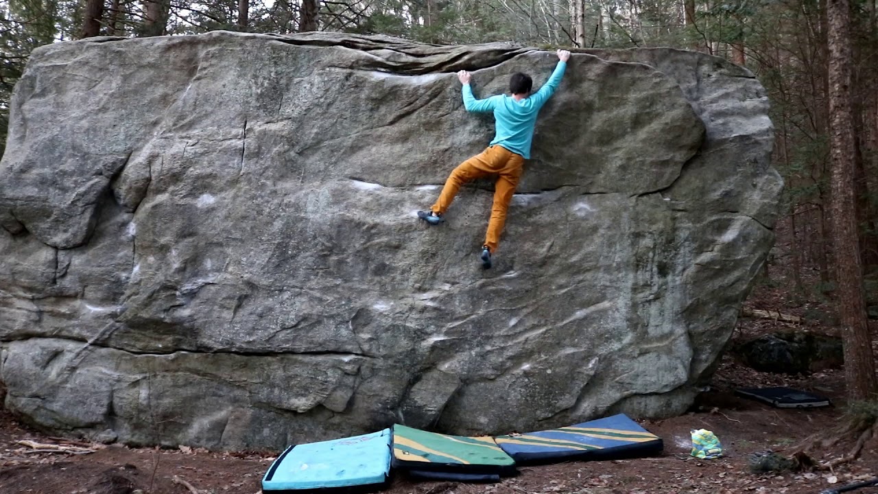 The Revolutionary War Boulder - Richmond, NH