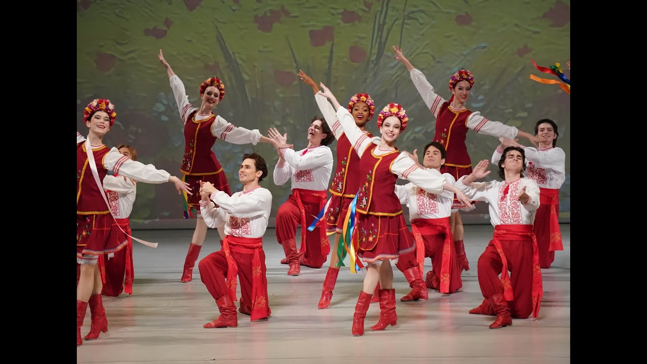 Hopak Ukrainian National Dance &mdash; Getman Ensemble