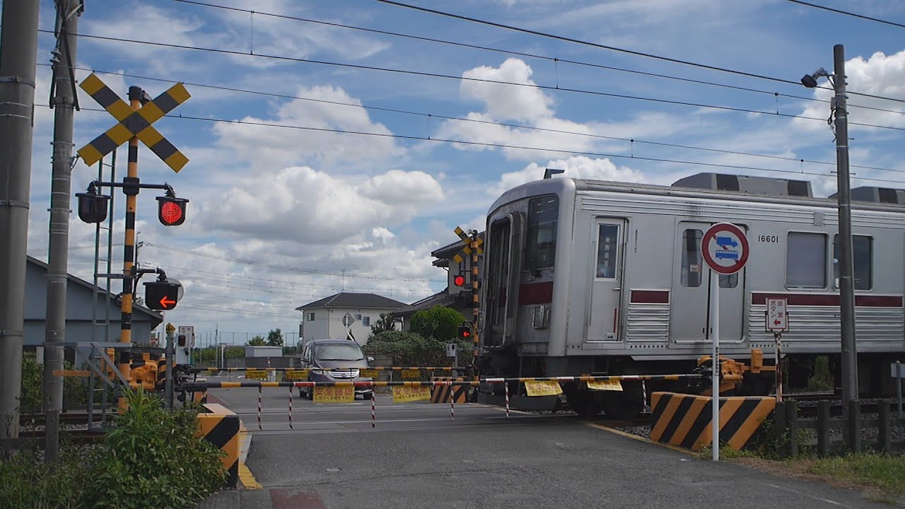 東武伊勢崎線　第284号踏切道(その3-2)