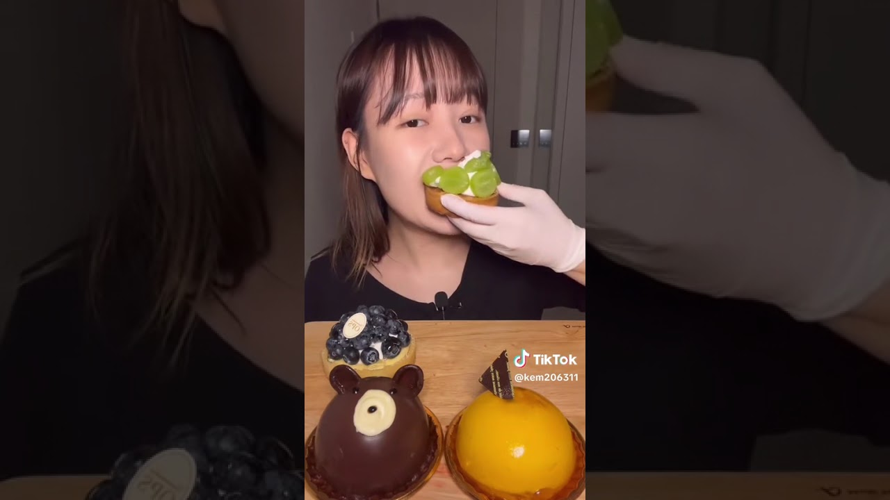 Tên phim : Thanh nai trúc mã tiếp cận tôi vì bạn cùng phòng 