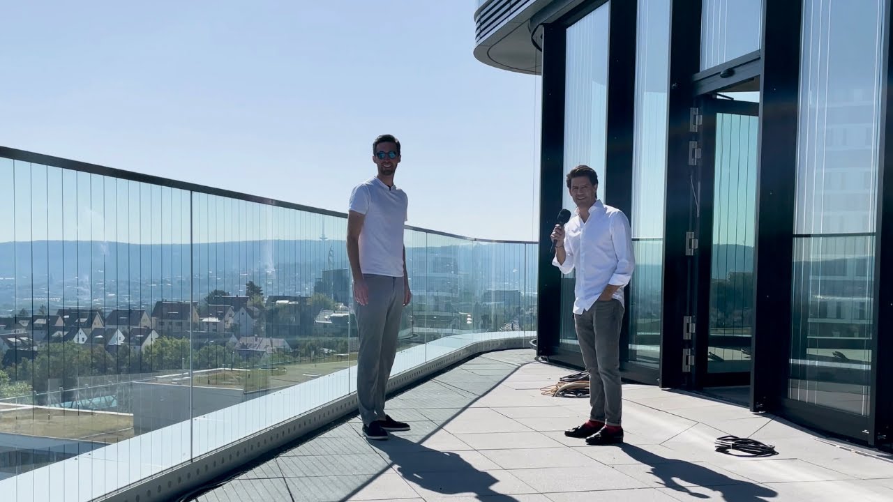 NEW IN TOWN #1 — Radisson Blu Hotel im Porsche Design Tower Stuttgart