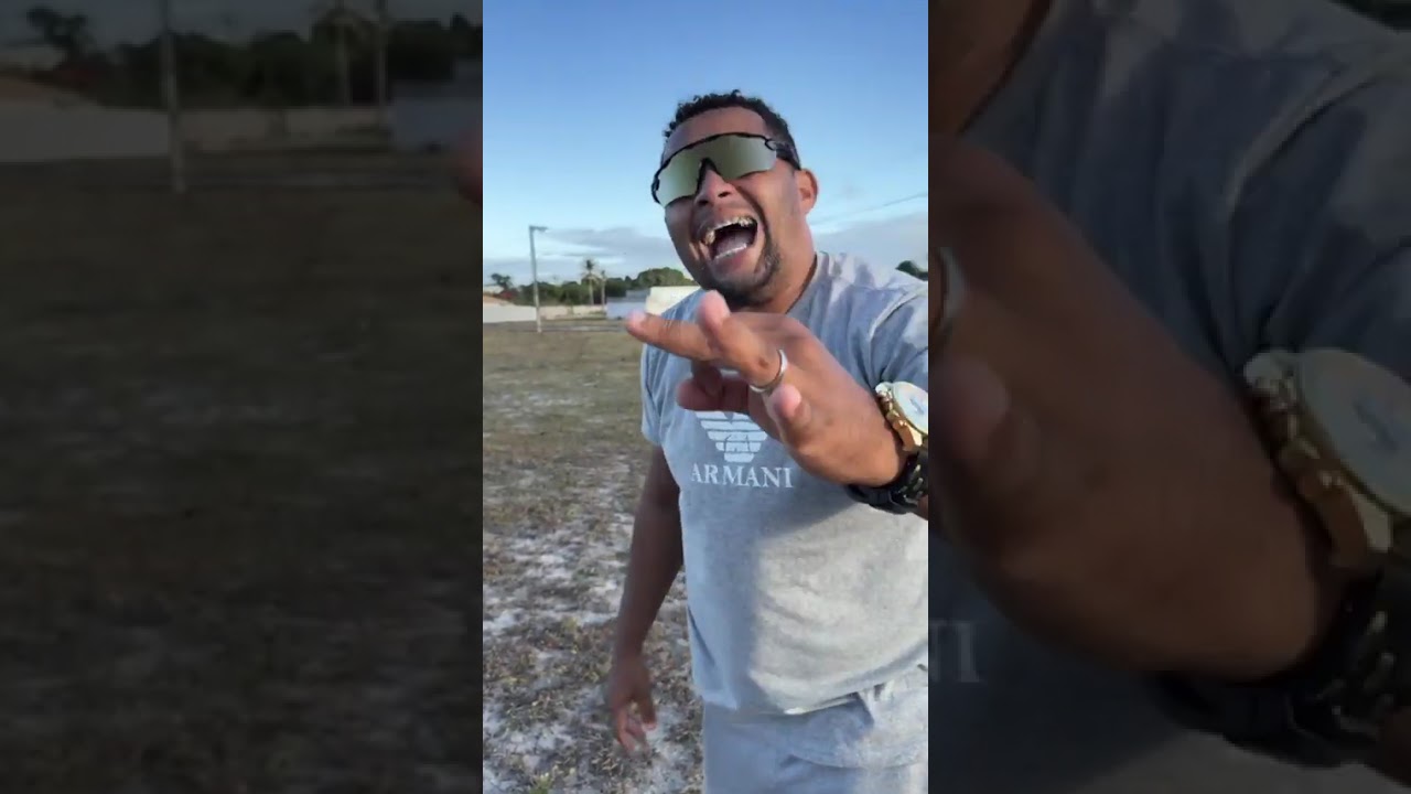 TEM GENTE QUERENDO TOCAR EM VOCÊ!