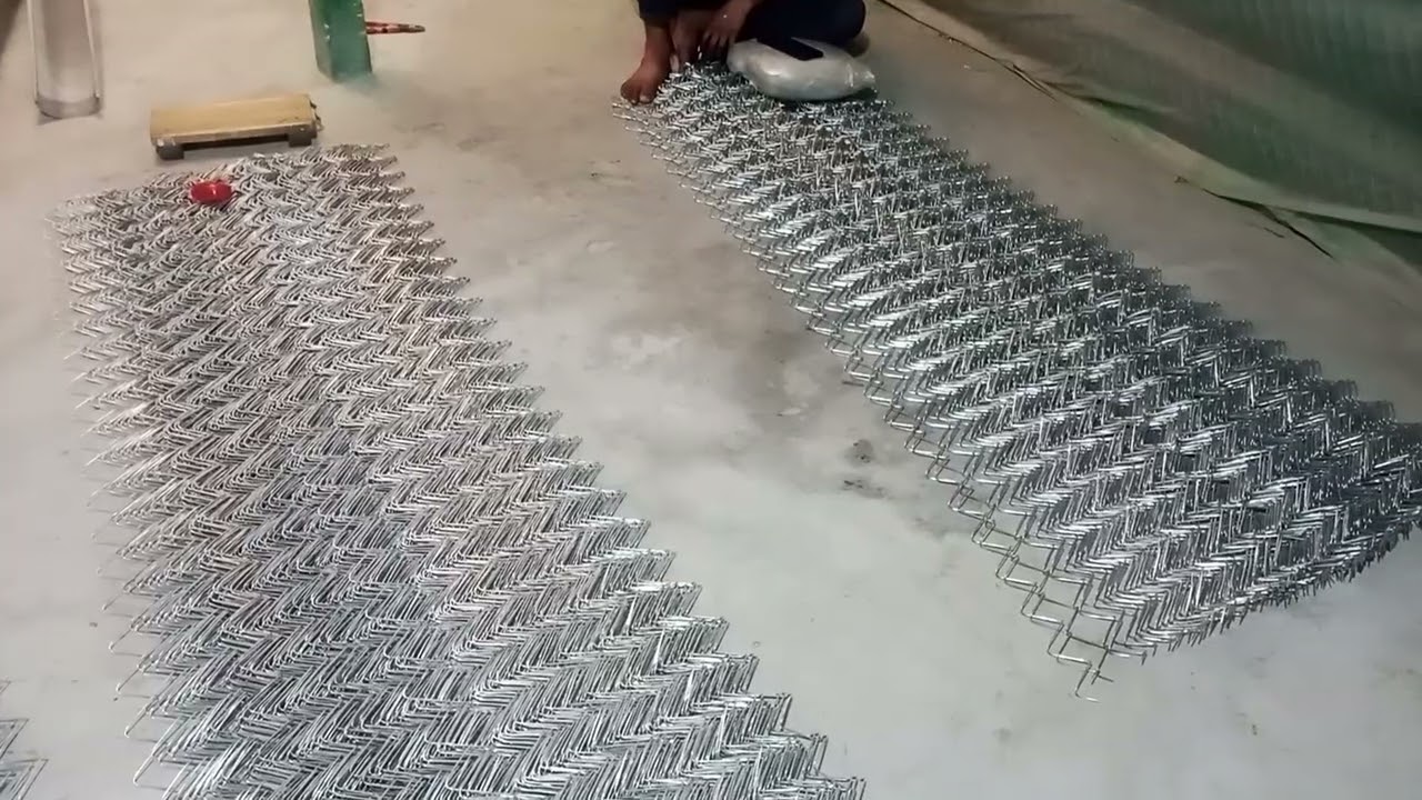 ১৩নং তার ৬ ফিট উচচতা ২ ইঞ্চি গ্যাপ বাউন্ডারি বেড়া নিজস্ব কারখানায় তৈরী করা হয় ০১৭৭০৫১৪৩১৫