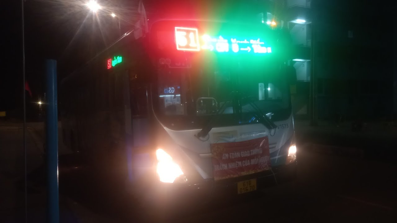 Kaze Bus - Tuyến 51 (Xanh biển) đi từ Trạm Trung Chuyển Hikari về Tòa Nhà Becamex